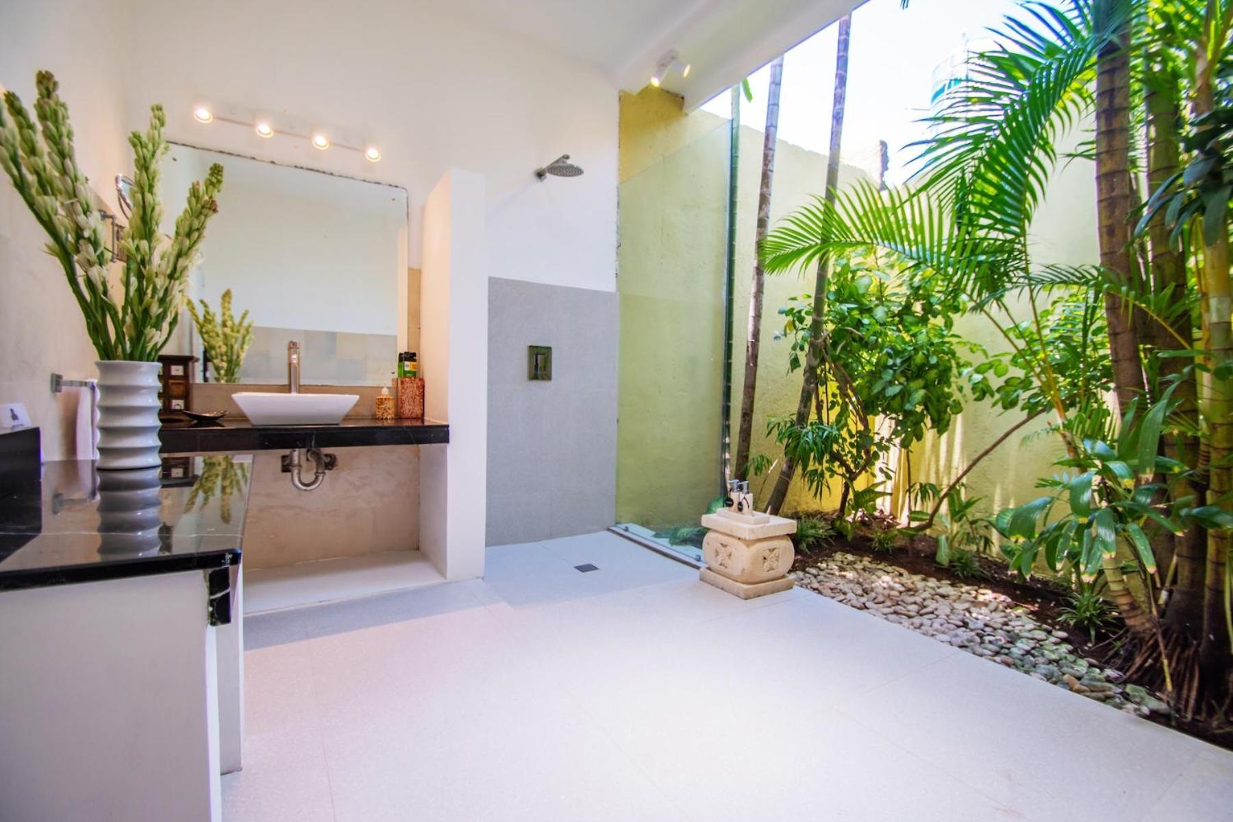 Sitara Villa Seminyak Exterior foto
