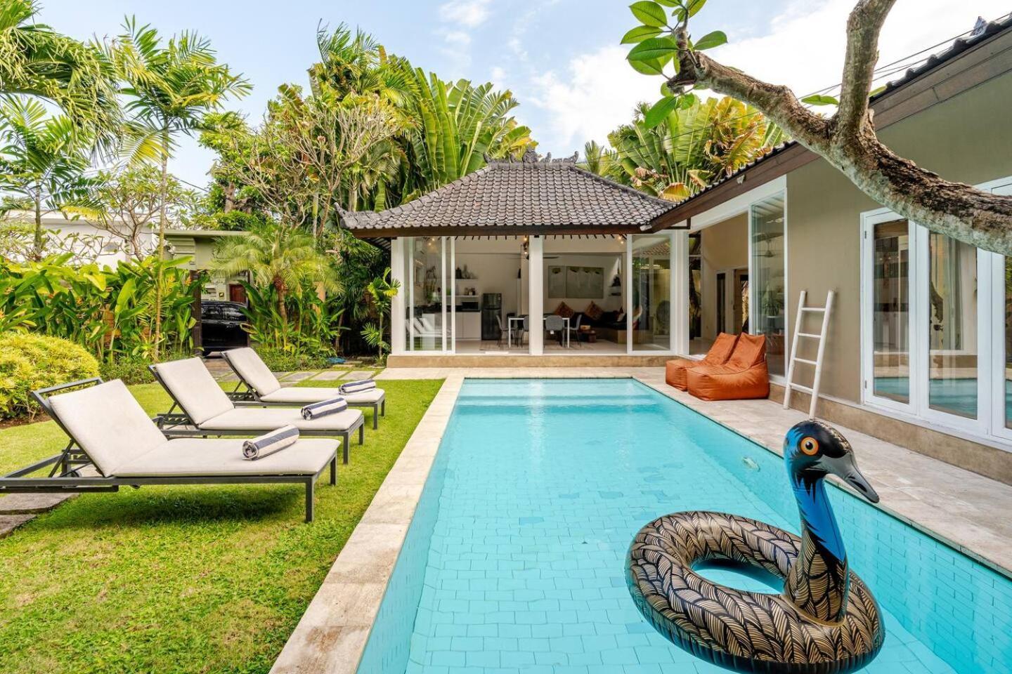 Sitara Villa Seminyak Exterior foto